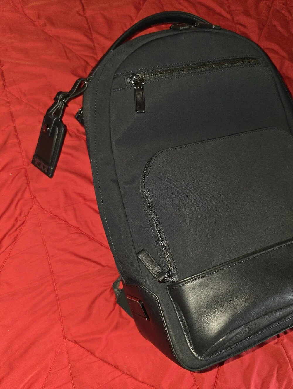 Tumi FIRE! NWOT! The Harrison Warren Backpack in Midnight Black. Sz OS. R2S!